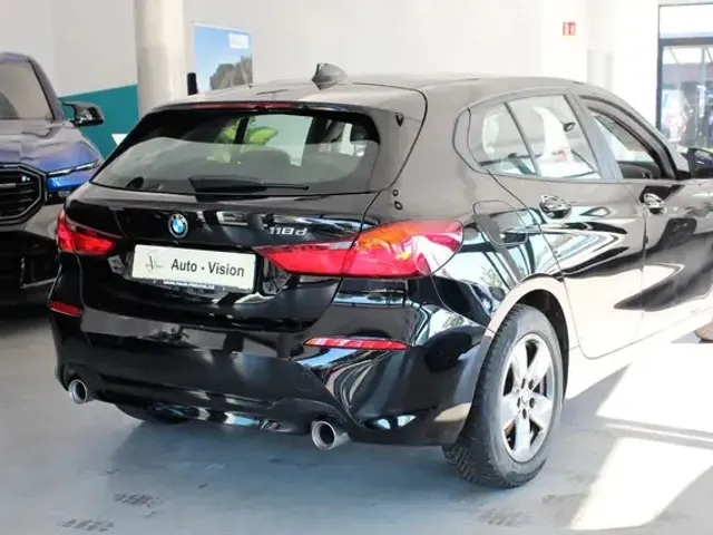BMW 118
