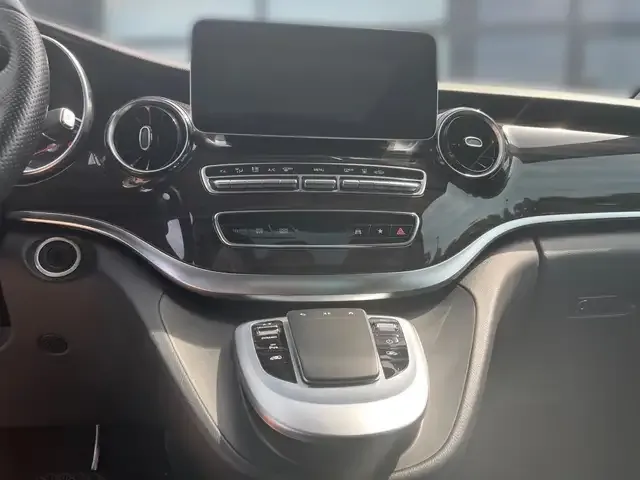 Mercedes-Benz EQV 300