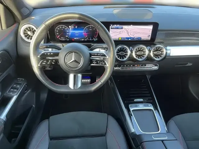 Mercedes-Benz GLB 200