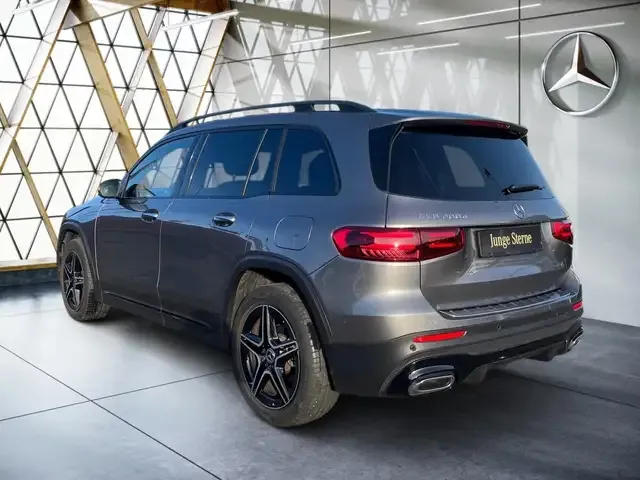 Mercedes-Benz GLB 200