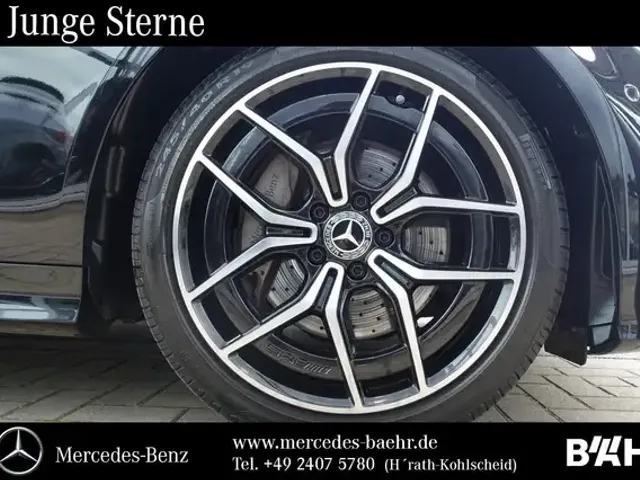 Mercedes-Benz E 200