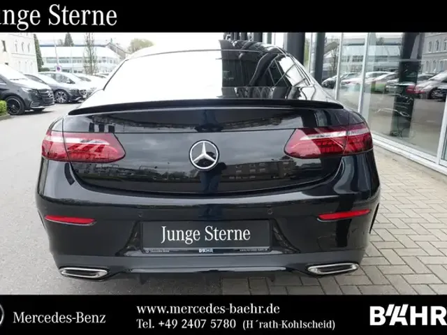 Mercedes-Benz E 200