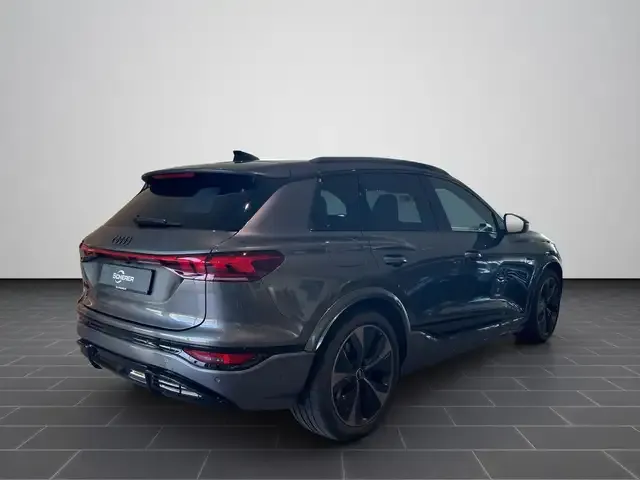 Audi SQ6
