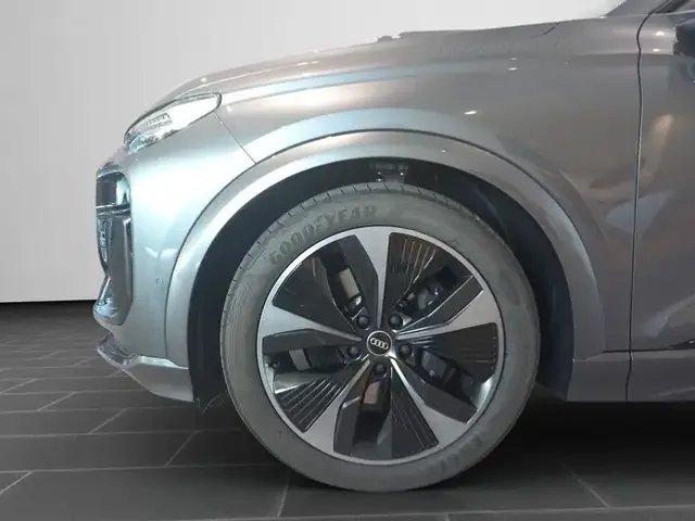 Audi SQ6