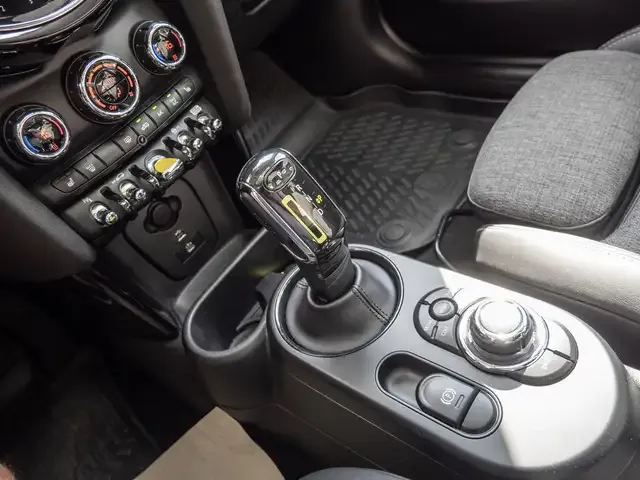MINI Cooper SE