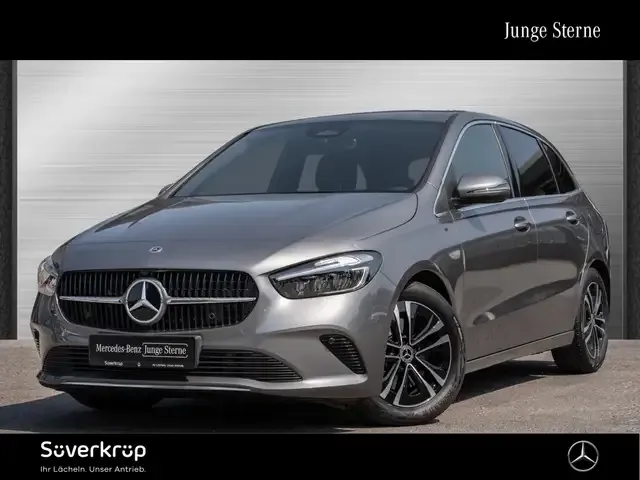 Mercedes-Benz B 220