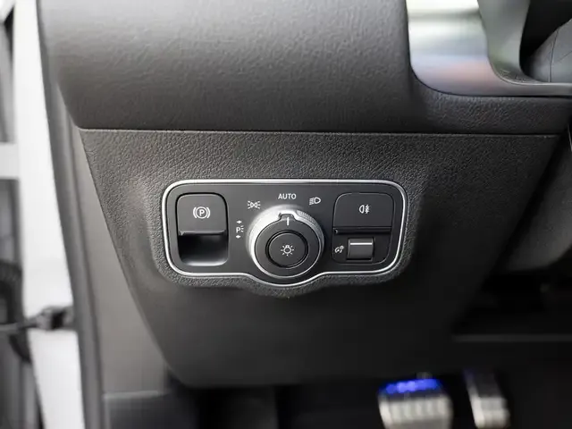 Mercedes-Benz GLB 250