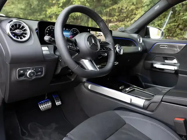 Mercedes-Benz GLB 250