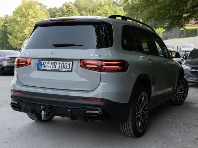 Mercedes-Benz GLB 250