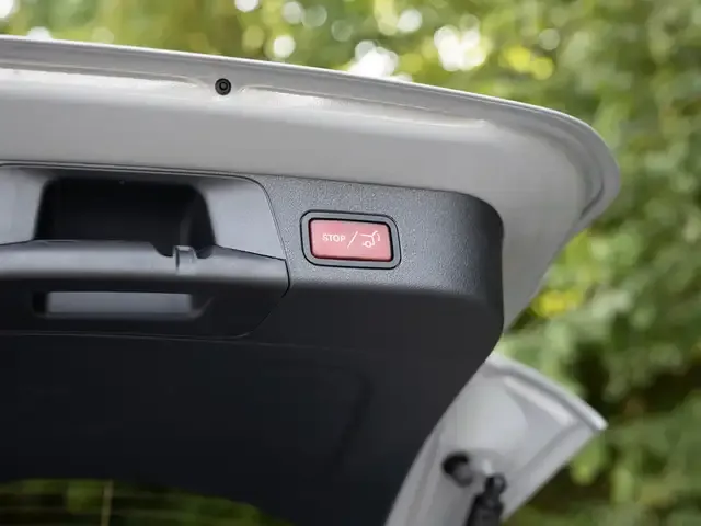 Mercedes-Benz GLB 250