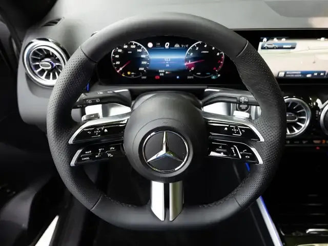 Mercedes-Benz GLB 250