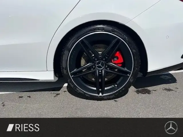 Mercedes-Benz CLA 45 AMG