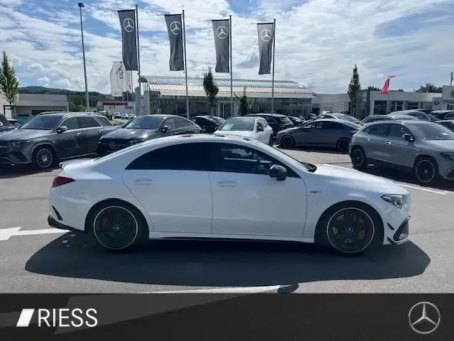 Mercedes-Benz CLA 45 AMG