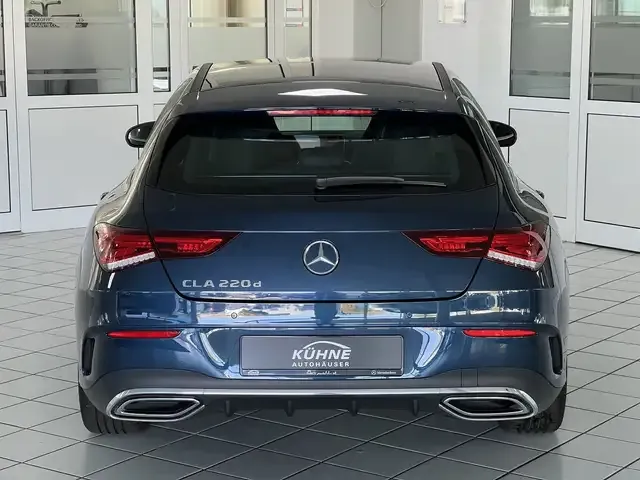 Mercedes-Benz CLA 220