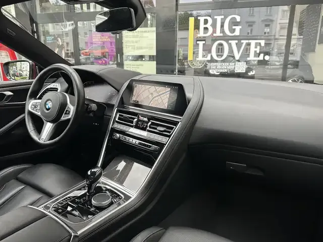 BMW 840