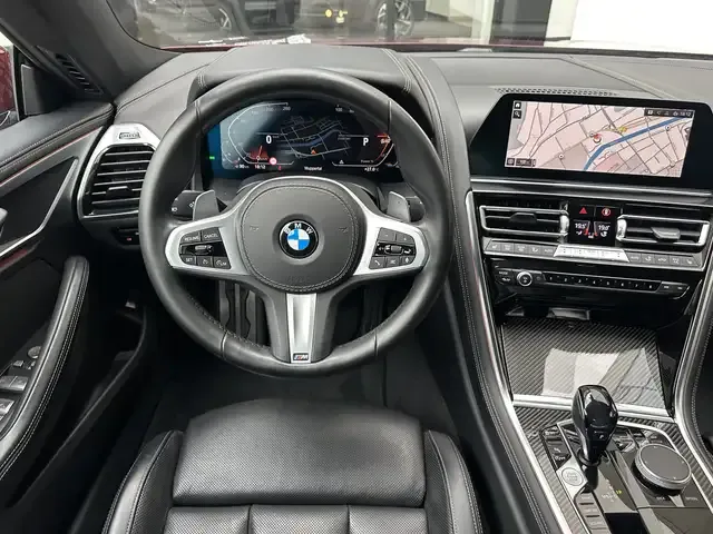 BMW 840