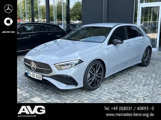 Mercedes-Benz A 200