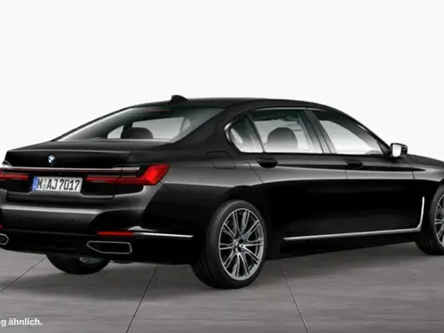 BMW 730
