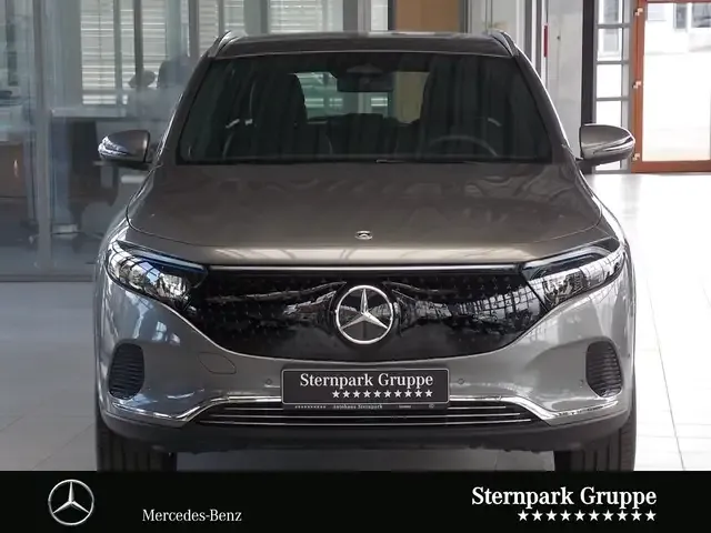 Mercedes-Benz EQA 300