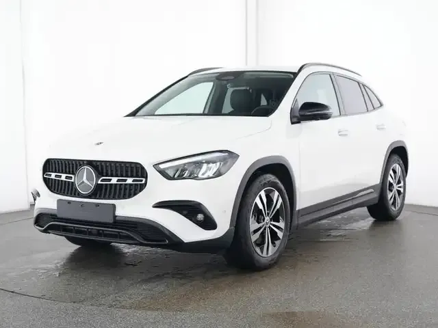 Mercedes-Benz GLA 180