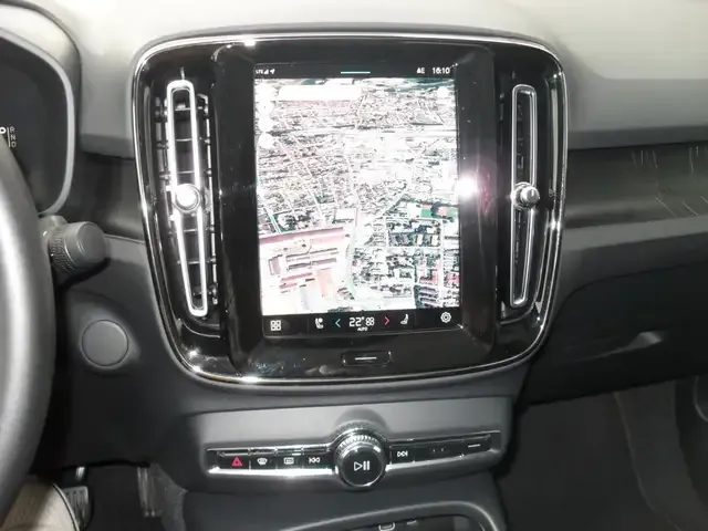Volvo C40
