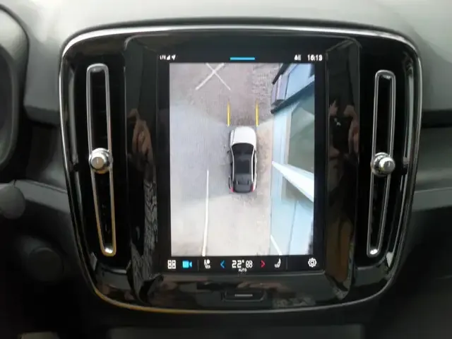 Volvo C40
