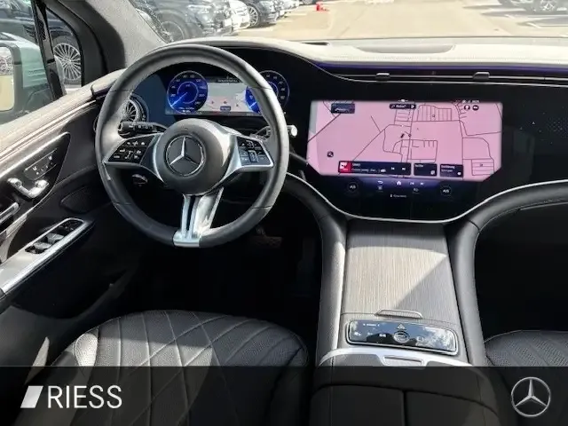 Mercedes-Benz EQE SUV