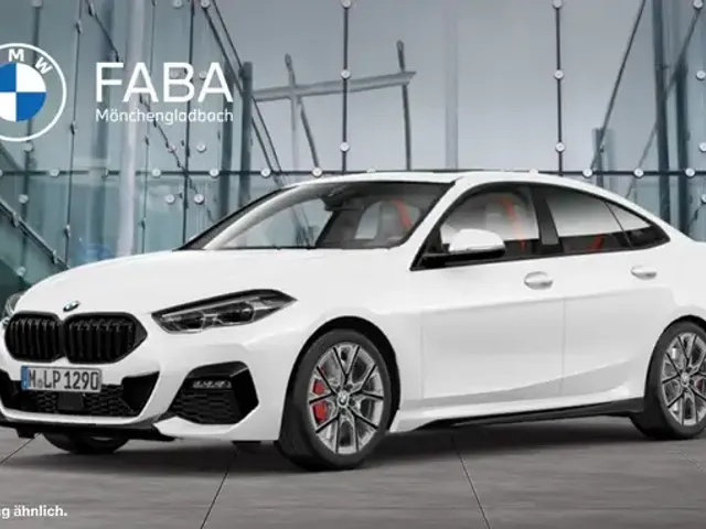 BMW 220