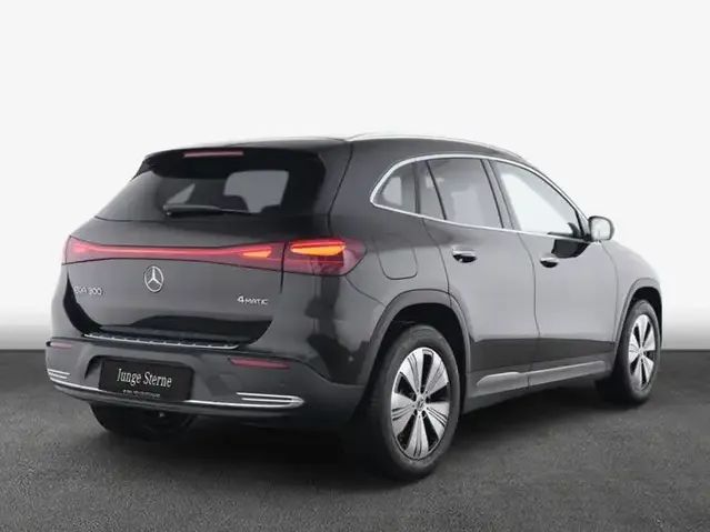 Mercedes-Benz EQA 300