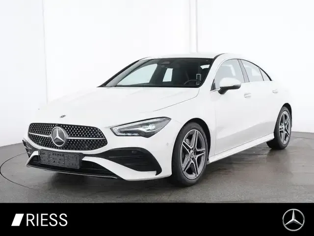 Mercedes-Benz CLA 180