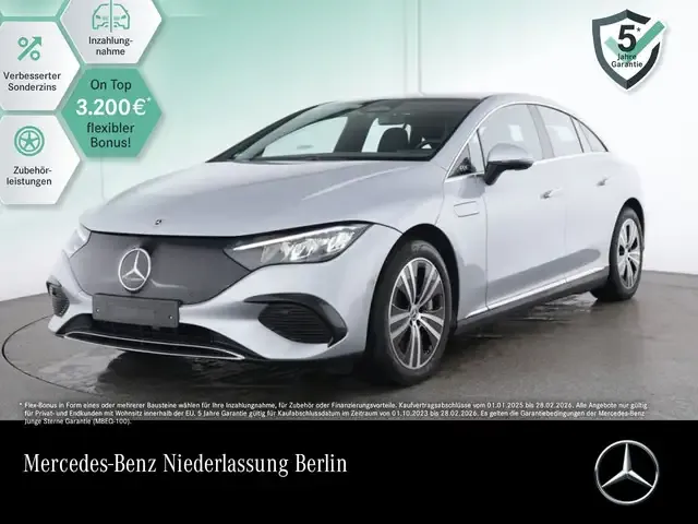 Mercedes-Benz EQE 300