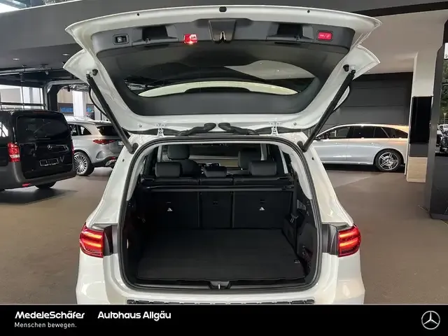 Mercedes-Benz GLB 180