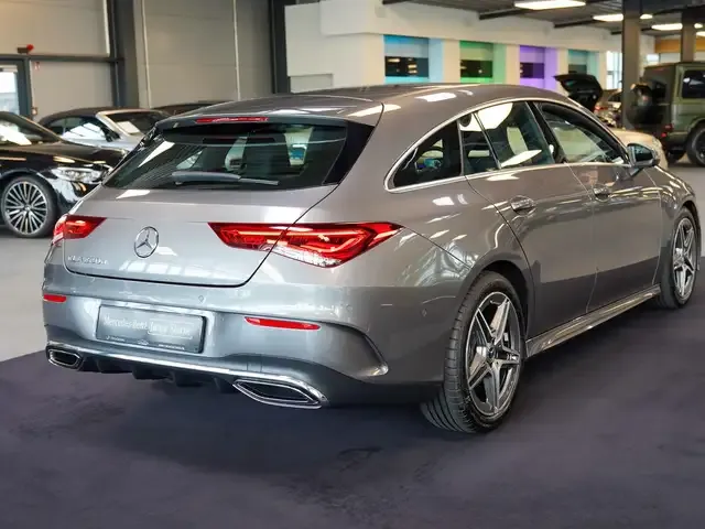 Mercedes-Benz CLA 220