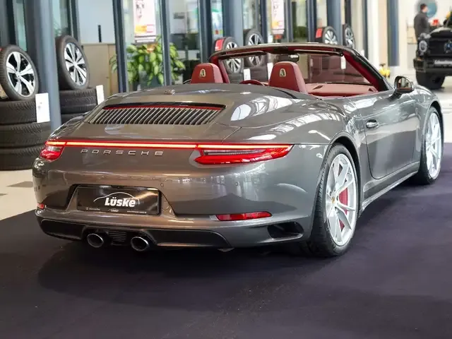 Porsche 991