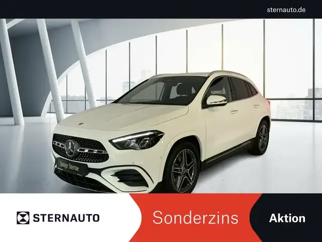 Mercedes-Benz GLA 200