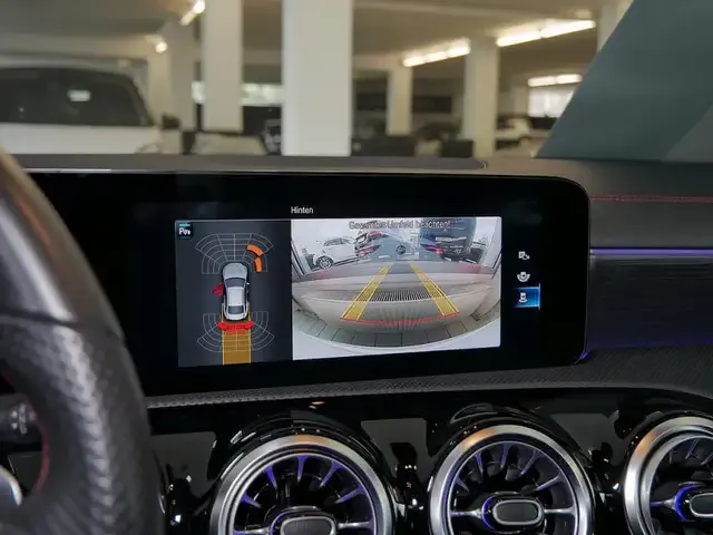 Mercedes-Benz CLA 35 AMG