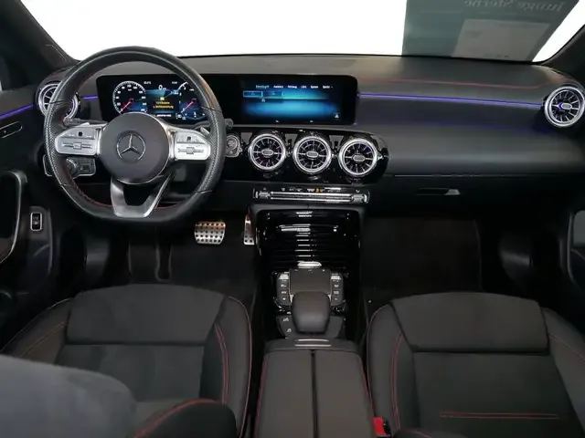 Mercedes-Benz CLA 35 AMG