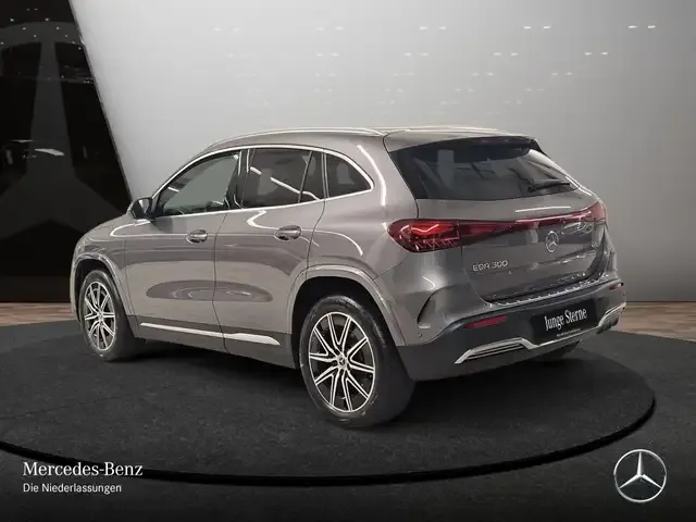 Mercedes-Benz EQA 300