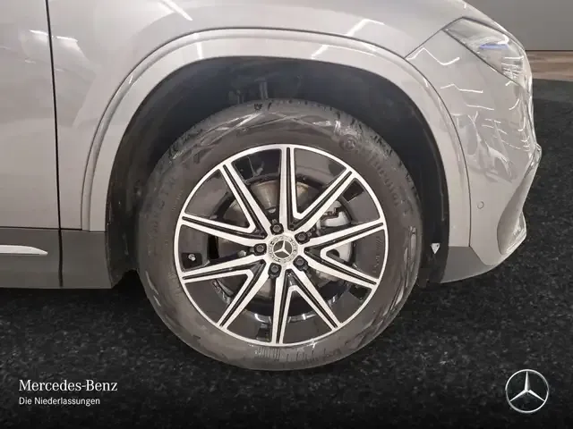 Mercedes-Benz EQA 300