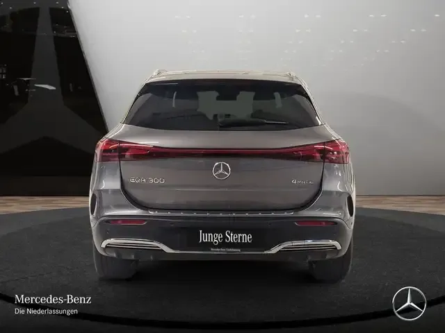 Mercedes-Benz EQA 300