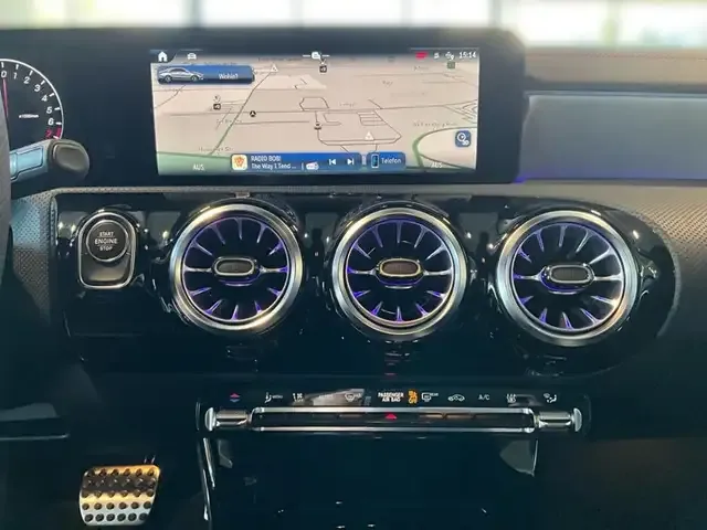 Mercedes-Benz CLA 250