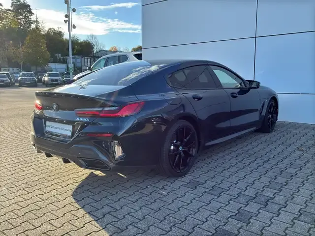 BMW M850