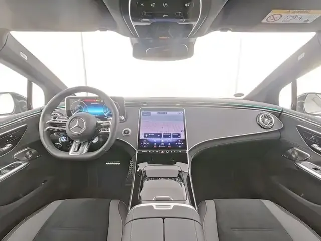 Mercedes-Benz EQE 350