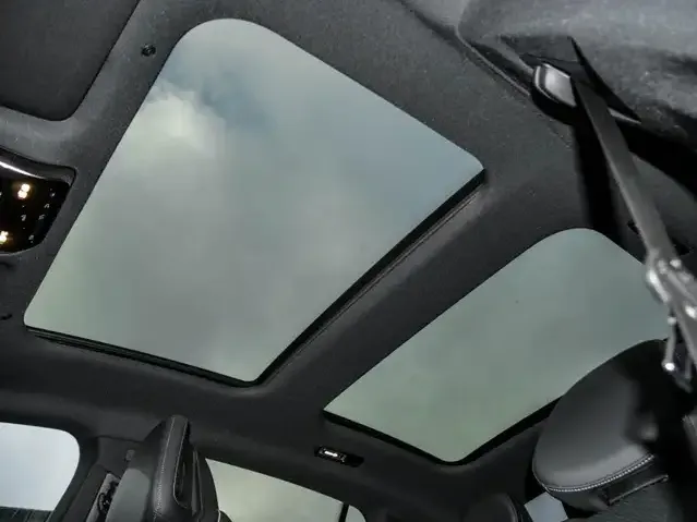 Mercedes-Benz EQE 300