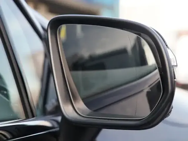 Mercedes-Benz EQE 350