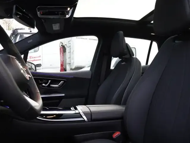 Mercedes-Benz EQE 350