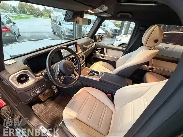 Mercedes-Benz G 400