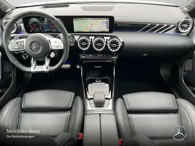 Mercedes-Benz CLA 45 AMG