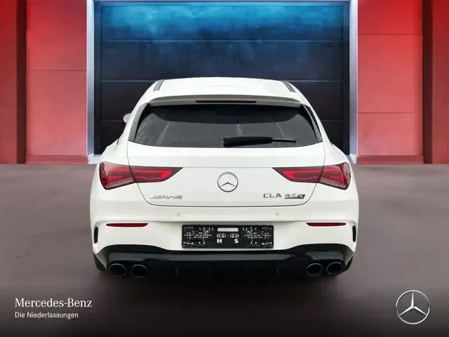 Mercedes-Benz CLA 45 AMG