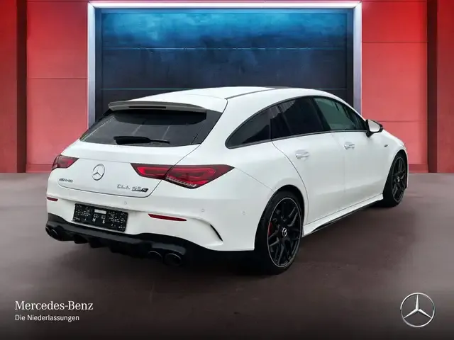 Mercedes-Benz CLA 45 AMG
